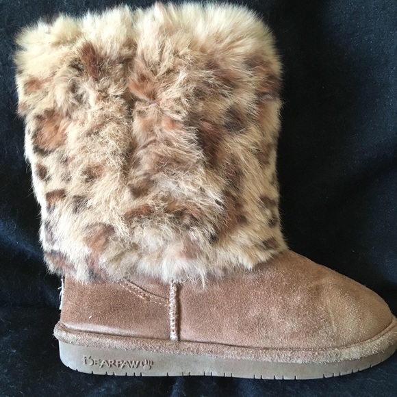 Women’s Leopard Print Bearpaw Boots - Picture 1 of 1